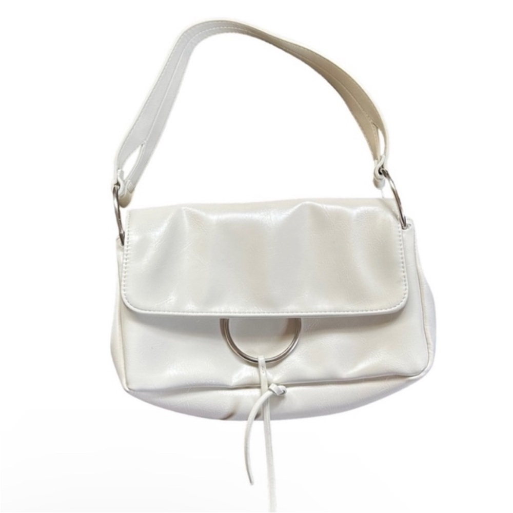Urban Outfitters Y2K Style Remy Ivory Soft Baguette Bag Vegan Leather Minimalist